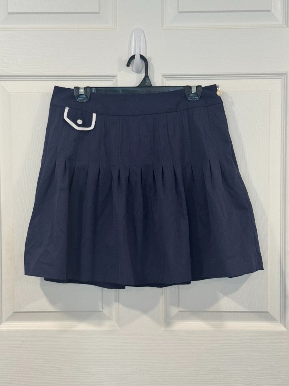 vintage Lily’s of Beverly Hills navy pleated tennis/golf skirt